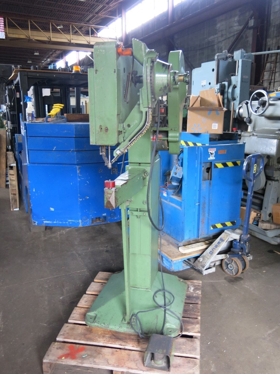 Milford Deep Throat Riveter, 115 V. - Image 3