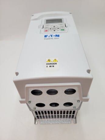1.5 HP Eaton, PowerXL DG1 VFD, 400 Volts, DG1-343D3FB-C21C, 1.1 KW, 3.3A, UL type 1, IP 21, unused - Image 6