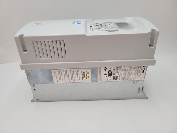1.5 HP Eaton, PowerXL DG1 VFD, 400 Volts, DG1-343D3FB-C21C, 1.1 KW, 3.3A, UL type 1, IP 21, unused - Image 8