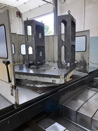 4.33" Toshiba #BTD-110-R16, horizontal boring mill table type, 38 automatic tool changer, 78.8"X, 59.1"Y, 57" - Image 2
