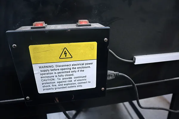 36" x 24" Cabinet Sandblaster, electric controls, foot pedal, dust collector, 2 hand enclosure - Image 8