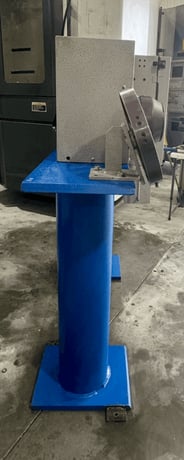 Blacks Charpy #CNM-158A1, specimen milling machine - Image 5