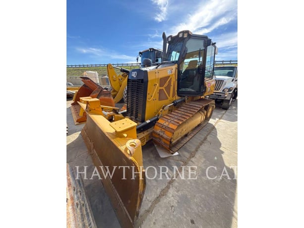 Caterpillar D2, Crawler Dozer, 1808 hours, S/N: XKM00157, 2021 - Image 1