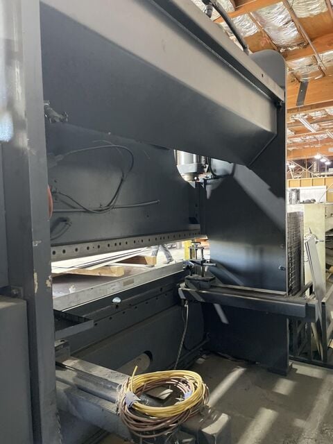 175 Ton, Cincinnati #Autoshape, 10' overall, 1032" between housing, 10" stroke, 17" open, 7" Shut Height, 48" - Image 3