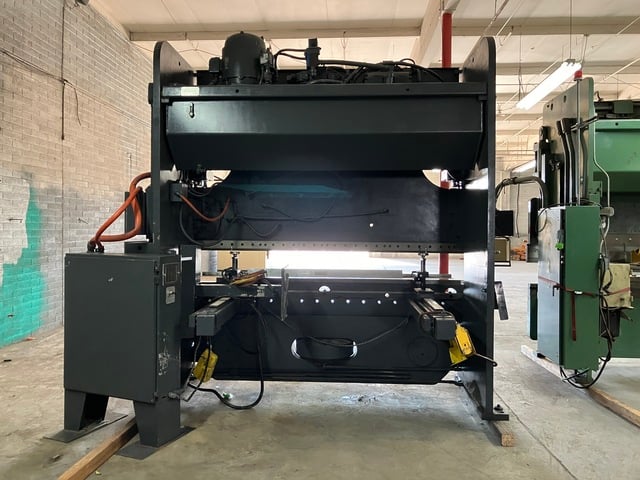 175 Ton, Cincinnati #Autoshape, 10' overall, 1032" between housing, 10" stroke, 17" open, 7" Shut Height, 48" - Image 5
