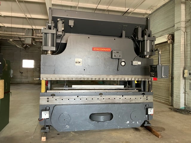 175 Ton, Cincinnati #Autoshape, 10' overall, 1032" between housing, 10" stroke, 17" open, 7" Shut Height, 48" - Image 6