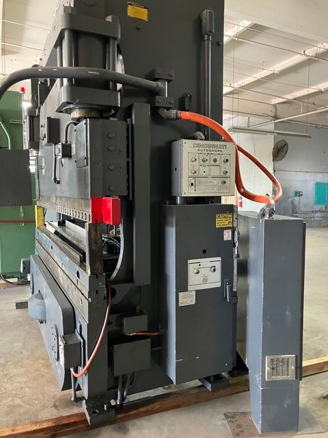 175 Ton, Cincinnati #Autoshape, 10' overall, 1032" between housing, 10" stroke, 17" open, 7" Shut Height, 48" - Image 8