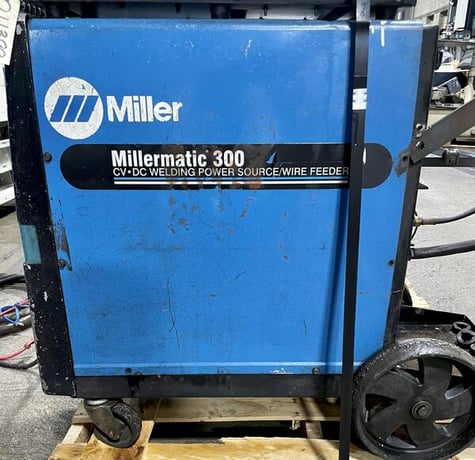 Miller #Millermatic-300, CV/DC mig welder, 300 amps., 200/230/460 V., 3-phase, 1998 - Image 3