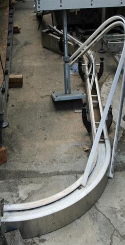 10' long, U-Shaped table top chain conveyor - Image 1