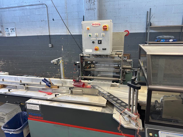 Shanklin #OMNI-SLRS, Shrink Wrapper, Extended Lugged Infeed, #T-72H Double Chamber Heat Tunnel, 230 VAC, 2007 - Image 8