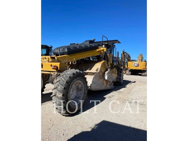 Caterpillar RM400 CAB, Stabilizers Reclaimer, 651 hours, S/N: Z4M00214, 2024 - Image 3