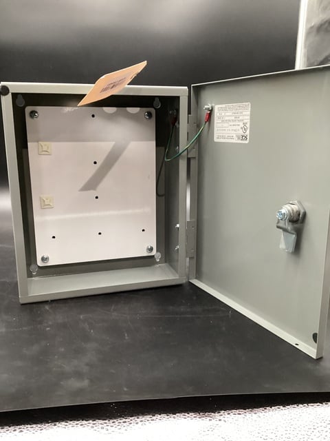 SAGINAW SCE-12N1004LP NEMA-1 Enclosure USED - Image 2
