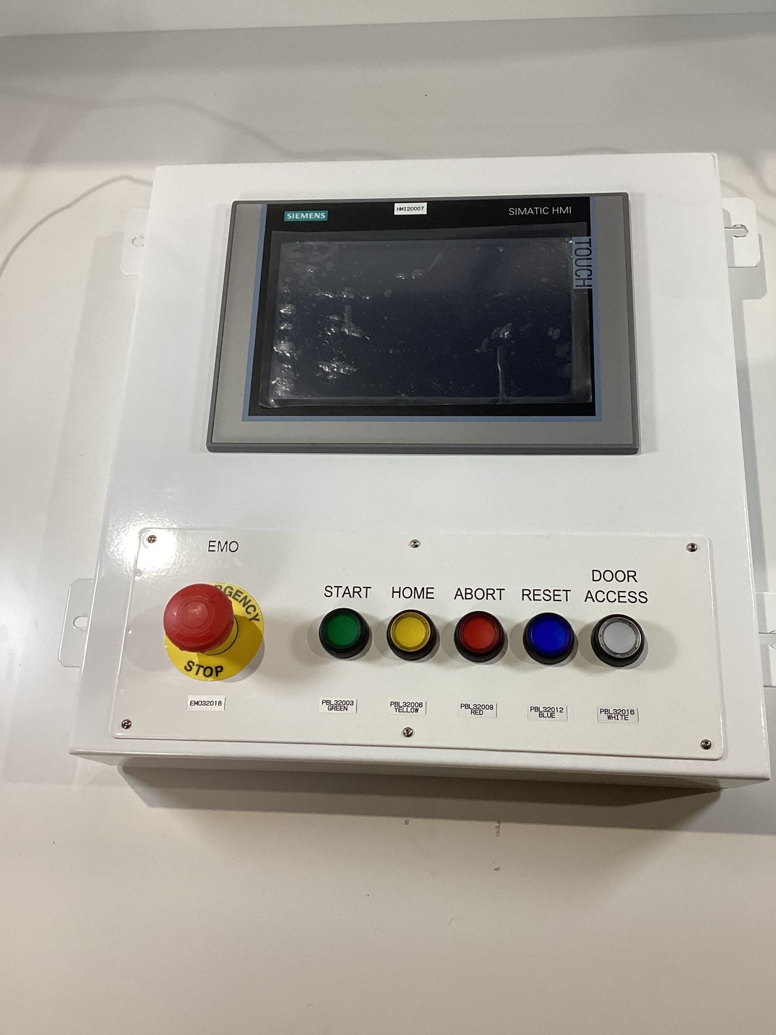 SIEMENS 6AV7414-2AB00-0KB0 HMI w/ Control Panel USED - Image 1