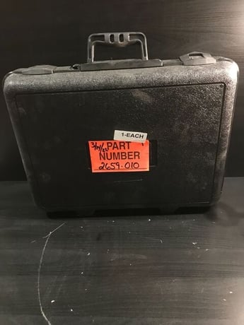 Calgaz 10028034 gas monitor new with case - Image 1