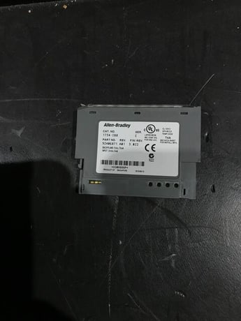 Allen-bradley 1734-ib8 plcs/machine control new - Image 2