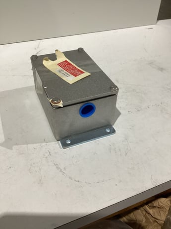 VITECH 53284-3 Electronic Vibration Switch USED - Image 2