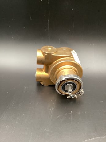 fluid-o-tech r5u15 rotary vane pump - Image 3