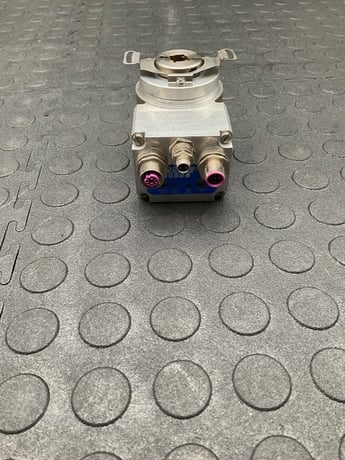TR Electronic CEH58M-00118 Profibus-DP Rotary Encoder 58mm Shaft USED - Image 4