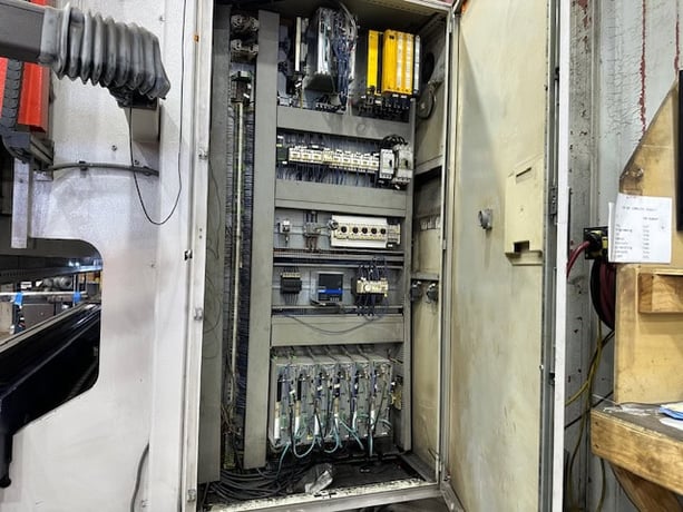 220 Ton, Bystronic #PR-200, CNC Hydraulic Press Brake, 13' overall, 161.4" work, 8.5" stroke, 29 HP, 480 V. - Image 5