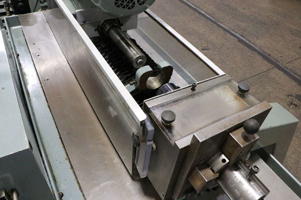 1" x 30" Eldorado #M75, 1 spindle, 5 HP, 1440-11740 RPM, F-18 high pressure coolant, 22" x22" table - Image 5