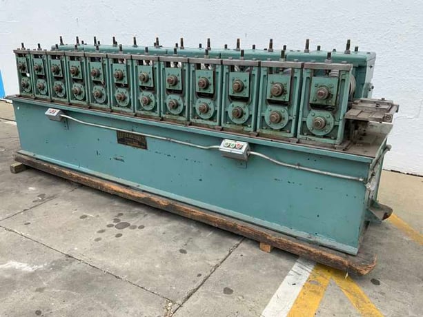 12 Stand, Rafter rollformer, 2" spindle diameter, 14" roll space, forward & reversing, 15 HP - Image 2