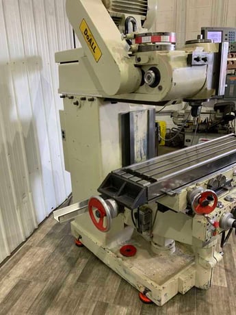 DoAll #FU-205, vertical/horizontal mill, 53-3/4" x 12" table, 2"-22" throat, Heidenhain 2-Axis digital read - Image 4