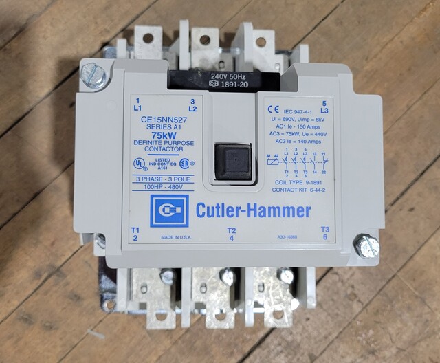 Cutler Hammer CE15NN527K, Freedom Contactor, IEC size N, 100HP, 480V, 3P, 3PH, 240 Volts, Coil, unused - Image 2