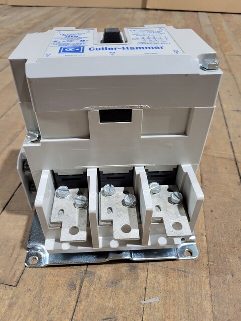 Cutler Hammer CE15NN527K, Freedom Contactor, IEC size N, 100HP, 480V, 3P, 3PH, 240 Volts, Coil, unused - Image 5