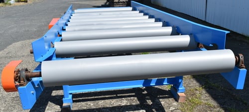 51" wide x 14' long, Powered roll case 14FT, 9 rolls, 51" x 6" diameter, chain drive power rolls - Image 4