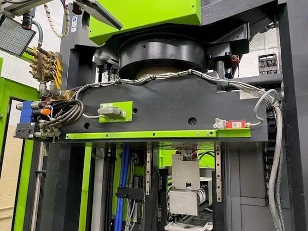 230 Ton, 14.6 oz., Engel #Insert-1060H/230-Rotary-US, vertical plastic injection molder, CC300, 2018 - Image 3
