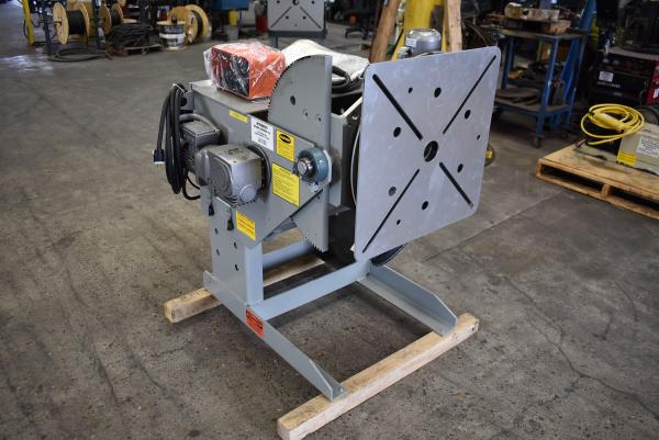 1500 lb. Koike Aronson #MD-15, welding positioners, powered gear tilt, variable speed rotation, 24" table - Image 1