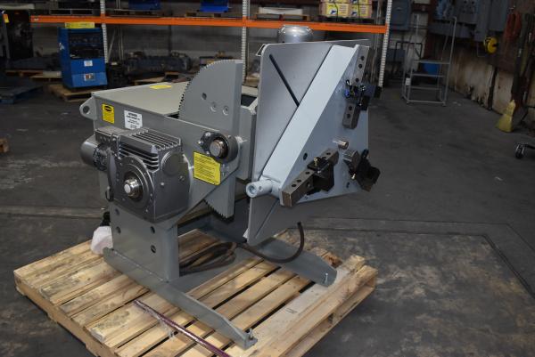 3000 lb. Koike Aronson #MD30, welding positioners, 30" x 30" table, 24" gripper chuck, new - Image 3