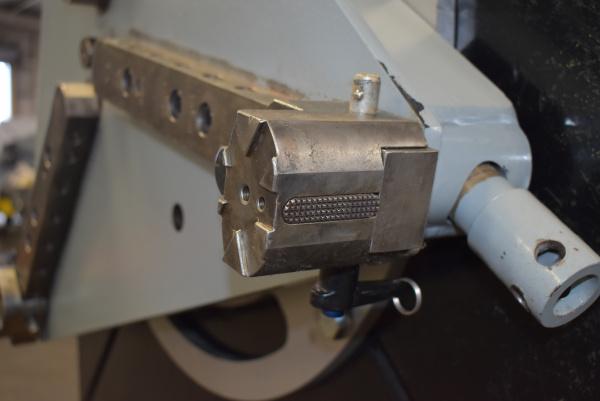 6000 lb. Koike Aronson #HD60VF, welding positioners, 48' ' x 48' ' square table, gripper chuck, 2013 - Image 6