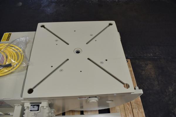 3000 lb. Pandjiris #30-6AB, welding positioners, variable speed, powered gear tilt, 30" x 30" table, hand - Image 8