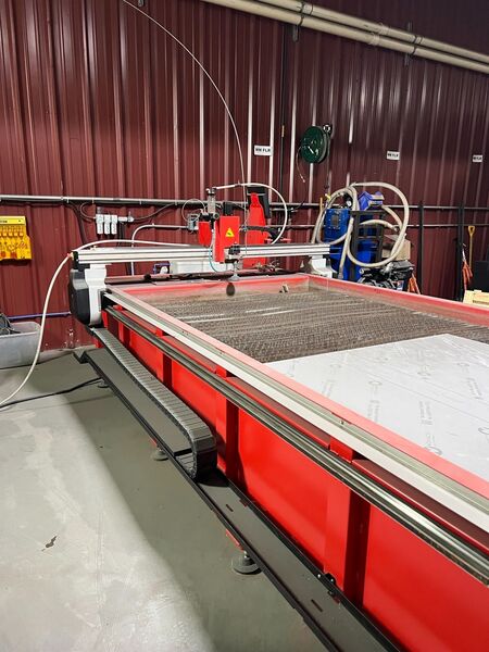 Swift-Jet #Swift-Jet-Pro-5x10, CNC waterjet, 5' x 10' table, only 200 hours, 2023 - Image 3