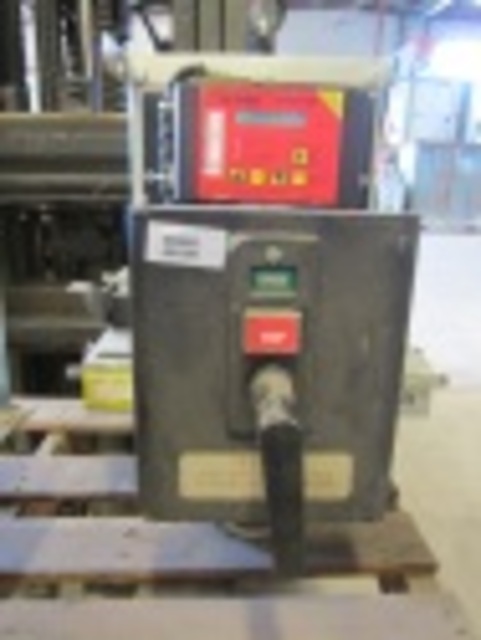800 Amps, Westinghouse, DB-25, manually operated, drawout, #AB5509 - Image 3