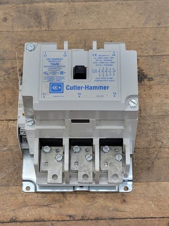 150 Amps. Cutler-Hammer #CE15NN527K, freedom contactor 100 HP, 480 Volts, Size N Series A1 240V Coil - Image 5