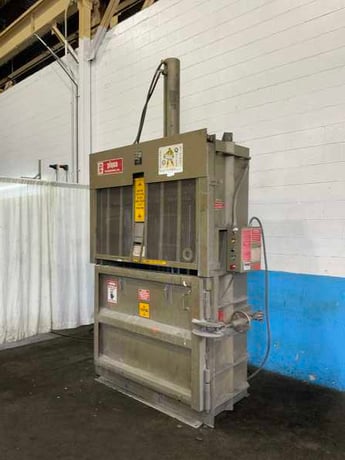 60" x 30" x 45" Piqua #30, vertical cardboard baler, 60" x 24" feed door opening, 10 HP - Image 1