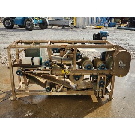 Bright Technologies #J1200, 12" dewatering wastewater belt filter press - Image 4