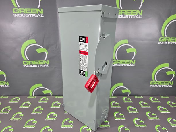 100 Amp. ABB / General Electric, TH3363R, fusible safety disconnect switch, 3 pole, 600 VAC, Nema 3R, new - Image 3