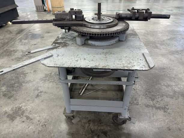 DiAcro #3, manual bender with dies & heavy duty mobile steel table - Image 3
