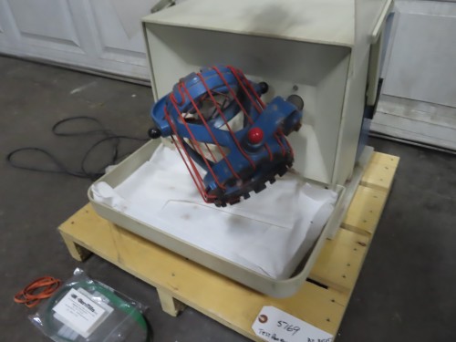 Turbula Mixer #T2C, hinged cover, on/off switch, 110 V., 1 phase - Image 2