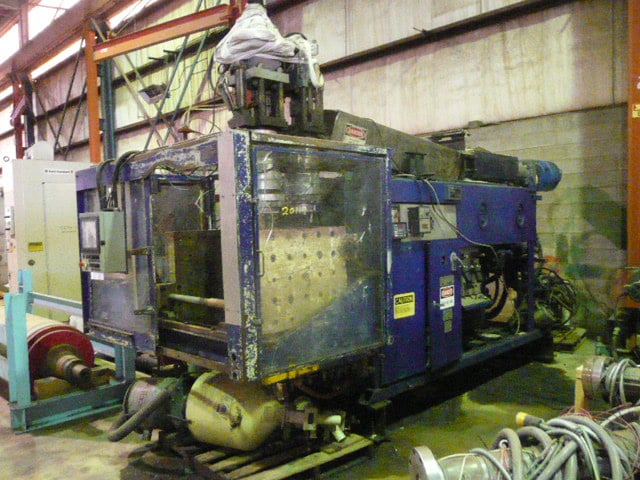 Impco #B30-SDH-180, Dual-Head Blow Molder, (2) 2.5 lb., 3.77" Extruder, 30" width x 24" H Platens w/23" - Image 1