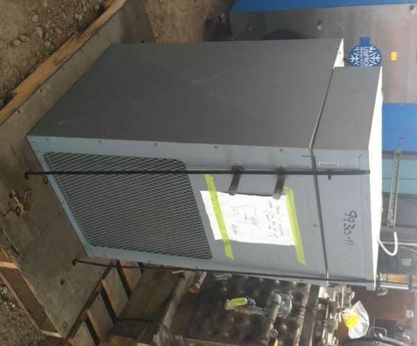 1 Ton, Dunham-Bush #CCP45A6, Air-Cooled Chiller, 208/230 V, 400 psig High, 230 psig Low, 2.25 HP Compressor - Image 1