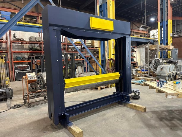 Jones, Guillotine Roll Splitter, 87" width cutting, 72" diameter Roll, 10 HP - Image 1
