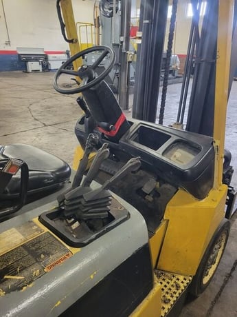 8250 lb. Hyster #S80XM, LB lift truck, 8' forks, side shift, 145" lift, - Image 6