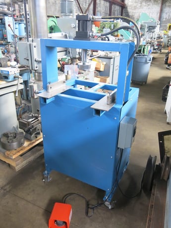 6 Ton, hydraulic press, 1-1/2" stroke, 23-5/8" x 14-1/8" bed plate, 115 V., - Image 1
