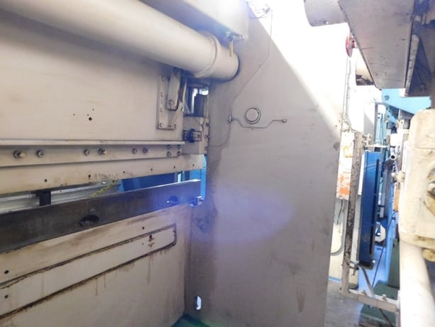 60 Ton, Wysong #MTH60-72, hydraulic press brake, 6' overall, 62" between housing, 6" stroke, 6" throat, 7.5 HP - Image 4