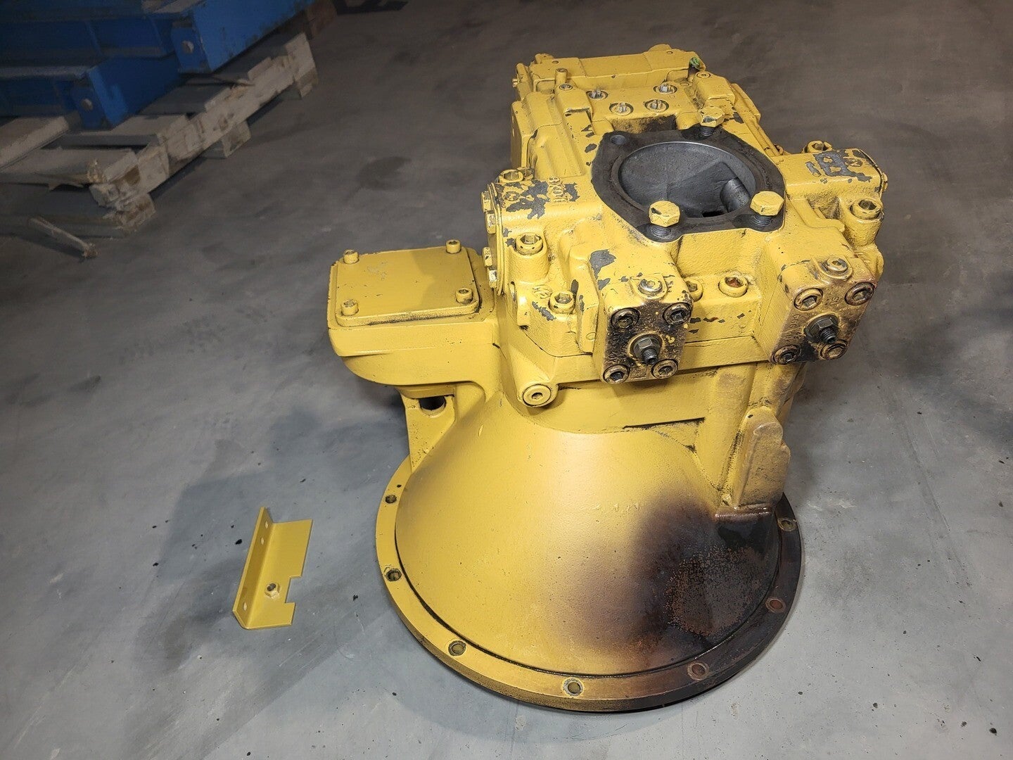 Caterpillar #0R-9280, axial piston pump double variable displacement, remanufactured, like new - Image 1