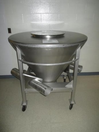 20 cu.ft. Apache Stainless Steel Cone Shaped Portable Tote - Image 3